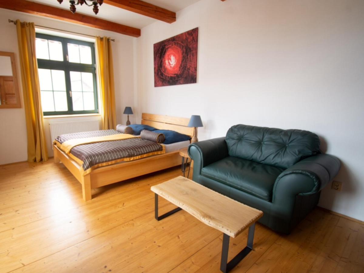 Sirius F In Center Of Cb Apartment *
